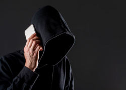 «Дайте позвонить?», - в Новороссийске поймали похитителя смартфонов 