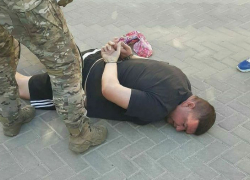 Полицейского из Геленджика арестовали за огромную взятку