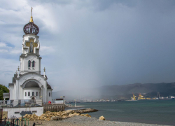 Погода в Новороссийске: облачно, лёгкий ветер и терпимая жара 