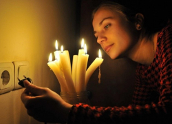 Каменный век: почти сутки новороссийцы сидят без света в жару 