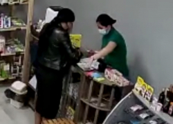 Ловкость рук и никакого мошенничества: жительницу Новороссийска обманули на 2000 рублей