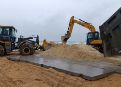 На пляжи Анапы везут песок: какие пляжи могут открыть в сезоне-2026 