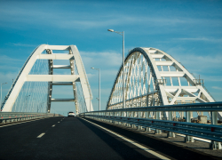Едут-не доедут: часть Крымского моста закрыли для новороссийцев 