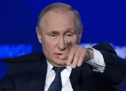 Мессенджер MAX вынуждает граждан задать вопрос президенту РФ Владимиру Путину