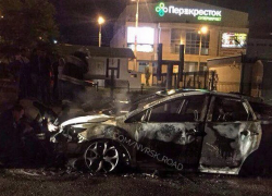 Ночью в Новороссийске сгорела иномарка