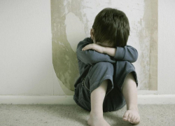 Мать-алкоголичка оставила ребенка взаперти и в одиночестве в Новороссийске