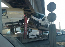 Сухумское шоссе Новороссийска стоит в пробках не только из-за дорожников