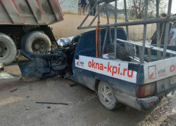 На встречку и в Камаз: страшное ДТП в Новороссийске 