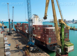 Новороссийский порт удерживает лидерство среди портов России по грузообороту