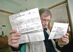 Коснется каждого: новые законы апреля изменят правила ЖКХ, кредитов и гражданства