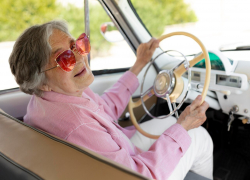 Новороссийским водителям после 80 лет хотят ужесточить медицинскую комиссию
