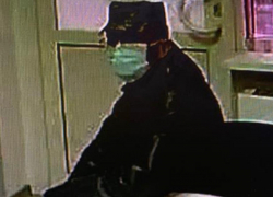 Забрал деньги и ушел: в Новороссийске разыскивают преступника