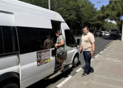 На два автобуса меньше: в Новороссийске снимают с линии транспорт