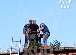 Заключенного “сбежавшего” из тюрьмы на Кубани нашли пьяным на крыше