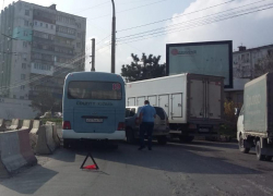 ДТП перекрыло одну из главных дорог города