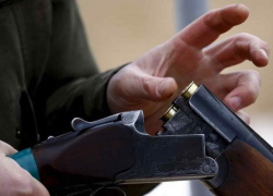 Оружие - не игрушка: отец и сын чуть не застрелились в Новороссийске 