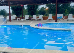 Маленькая девочка утонула в бассейне на базе отдыха