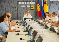 Когда закончится стройка: мэр Новороссийска встретился с дольщиками