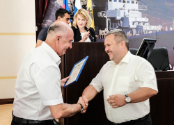  Цифирки попутал! - дольщики КЖС увидели своими глазами, как их добивают «враньем и тупостью»