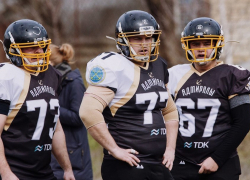  Молодых новороссийцев приглашают поиграть в американский футбол