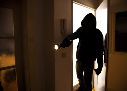 Жители Новороссийска настолько обеднели, что начали красть металлолом 