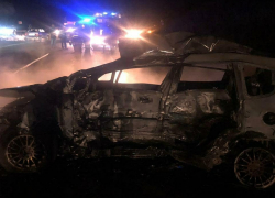 Водитель сгорел в машине на трассе под Новороссийском