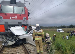 Land Cruiser попал под поезд: подробности смертельной аварии у соседей Новороссийска  