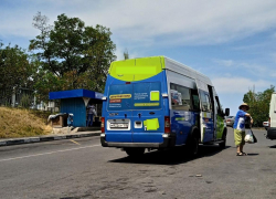 Маршрутчик чуть не увез ребенка без мамы в Новороссийске 