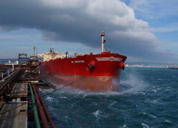 "Транснефть" в Новороссийске временно приостановила отгрузку нефти на экспорт 