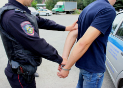 В Новороссийске приезжий наехал на девушку