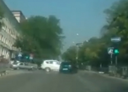 Неожиданный поворот в ДТП со снесенным светофором в Новороссийске