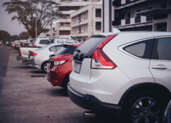 Новороссиец продал две несуществующие машины за 5,5 млн рублей