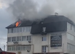 В утреннем пожаре в Алексино пострадали люди