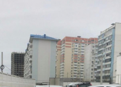 Выезд из 13 микрорайона заблокирован в Новороссийске