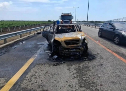 В жутком ДТП на трассе Новороссийск –Керчь сгорел автомобиль