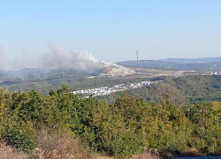 Свалка в Новороссийске горит более двух недель