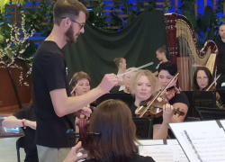 Новороссийцы пришли в ТЦ, а оказались – на торжестве классической музыки