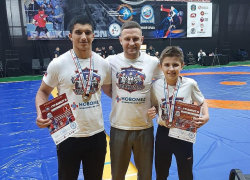 Новороссийские спортсмены успешно выступили на Чемпионате и Первенстве ЮФО по панкратиону