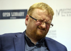 Тигр и Водолей Виталий Милонов призывает очистить мир от астрологов и натальных карт