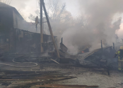 Стали известны подробности пожара в центре Новороссийска 