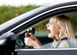 Жительница Новороссийска под «кайфом» перевозила в машине наркотики 