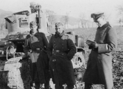 Новороссийск 75 лет назад: враг копит силы для наступления