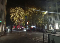 Новогодний вайб в Новороссийске: похолодало, но не засияло