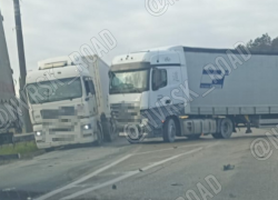 Большегрузы целуются: ДТП, пострадавшие и заторы в Новороссийске