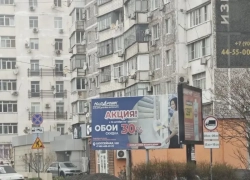 Даже дождиком не размоет: гору с дороги пообещали убрать оперативно