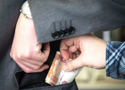 Экс-начальник отдела таможни Новороссийска получил 9 лет "строгача" 