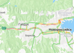 Пробейшие пробки и ДТП преграждают путь к Черному морю этим утром: на въезде в Новороссийск - ДТП