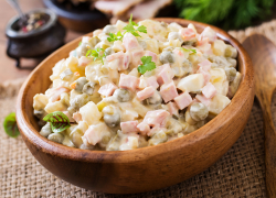 Любимый новогодний салат может быть опасен для новороссийцев 