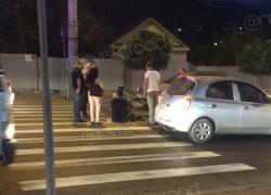 Молодой человек так и не дошел до противоположной стороны дороги в Новороссийске
