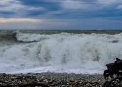 Шестиметровые волны обрушатся на Новороссийск 19 февраля